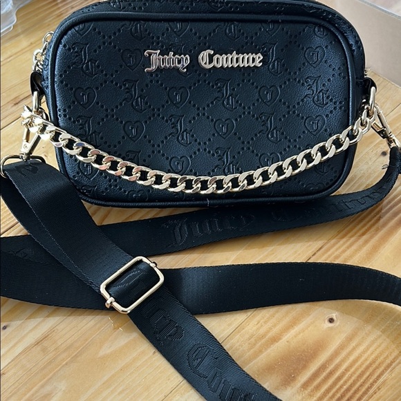 Juicy Couture Handbags - Juicy Couture Black Crossbody Bag